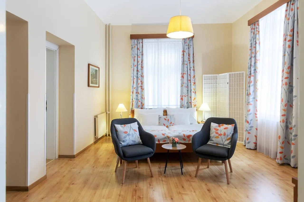 **** Apartahotel Hotel Orion Praga República Checa