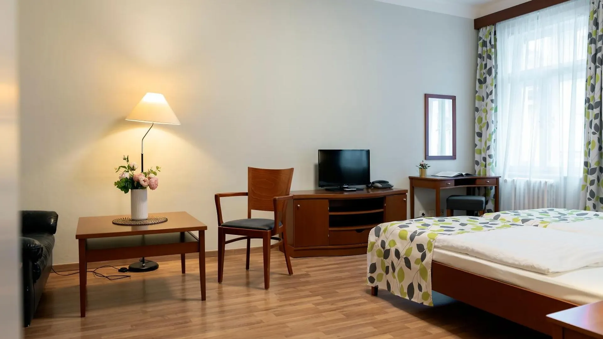 **** Apartahotel Hotel Orion Praga República Checa