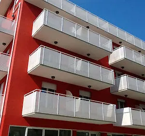 Tritone 3*, Riccione Italia