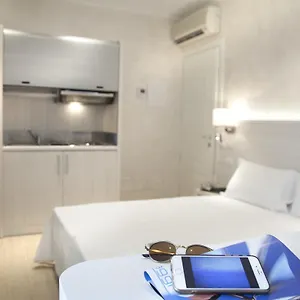 Marina 3*, Rimini Italia